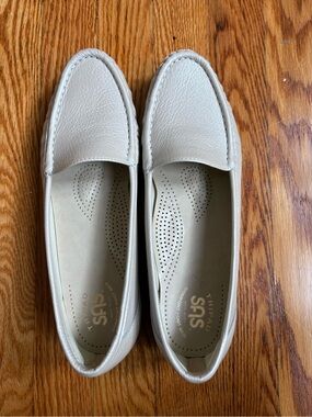 White Loafers 9.5